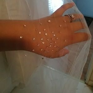 White Cathedral Wedding Veil